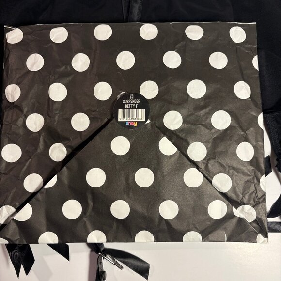 plus size retro style suspender belt - Picture 6 of 6